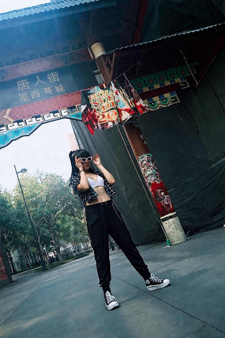 Publicación de Lily Montoya en HolliModels