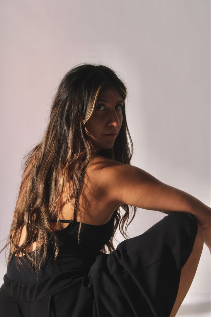 Publicación de Naydelin en HolliModels