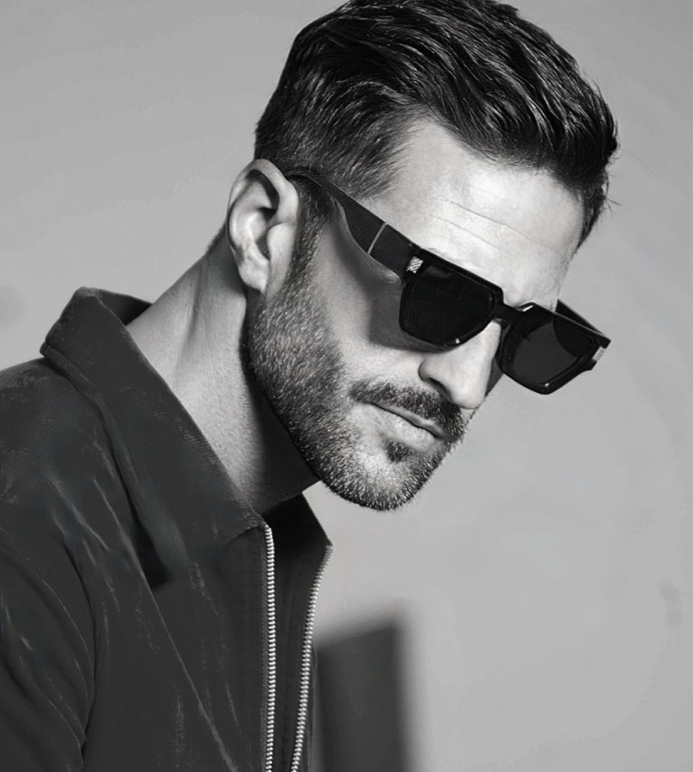 Publicación de Ramon en HolliModels