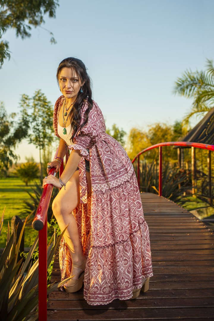 Publicación de Amanda Celeste Garbo en HolliModels