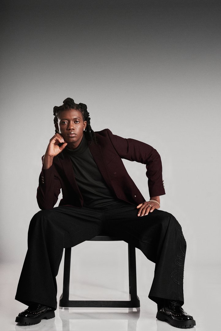 Publicación de COLLIN OSNER BERNADET en HolliModels