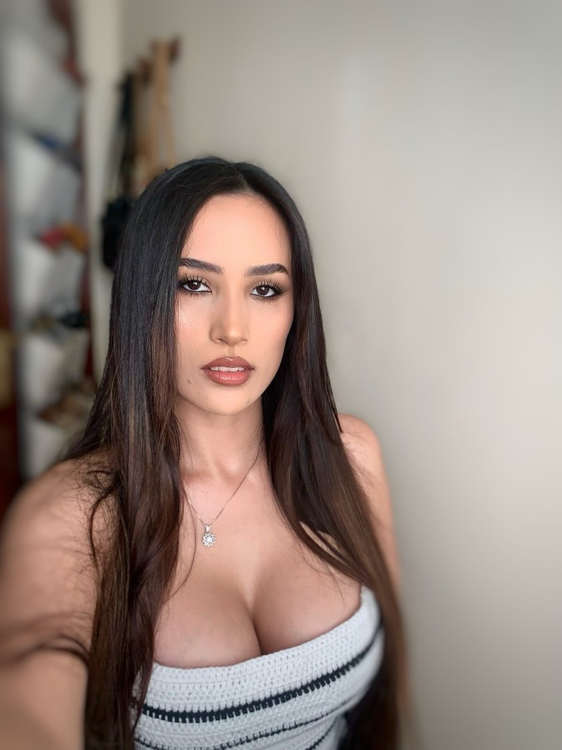 Publicación de Paola Gracia en HolliModels