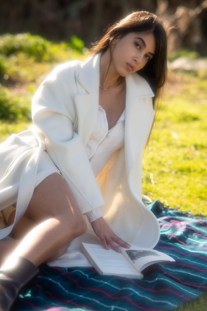 Publicación de elina zamani en HolliModels