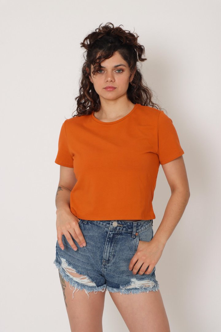 Publicación de Andrea Sommerville en HolliModels