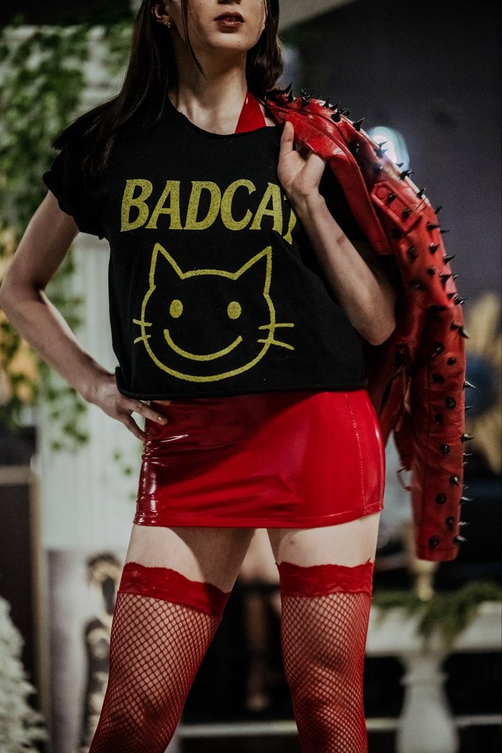 Publicación de Sofia Salinas en HolliModels