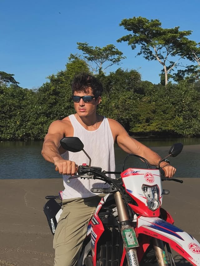 Publicación de Pieto Boselli en HolliModels