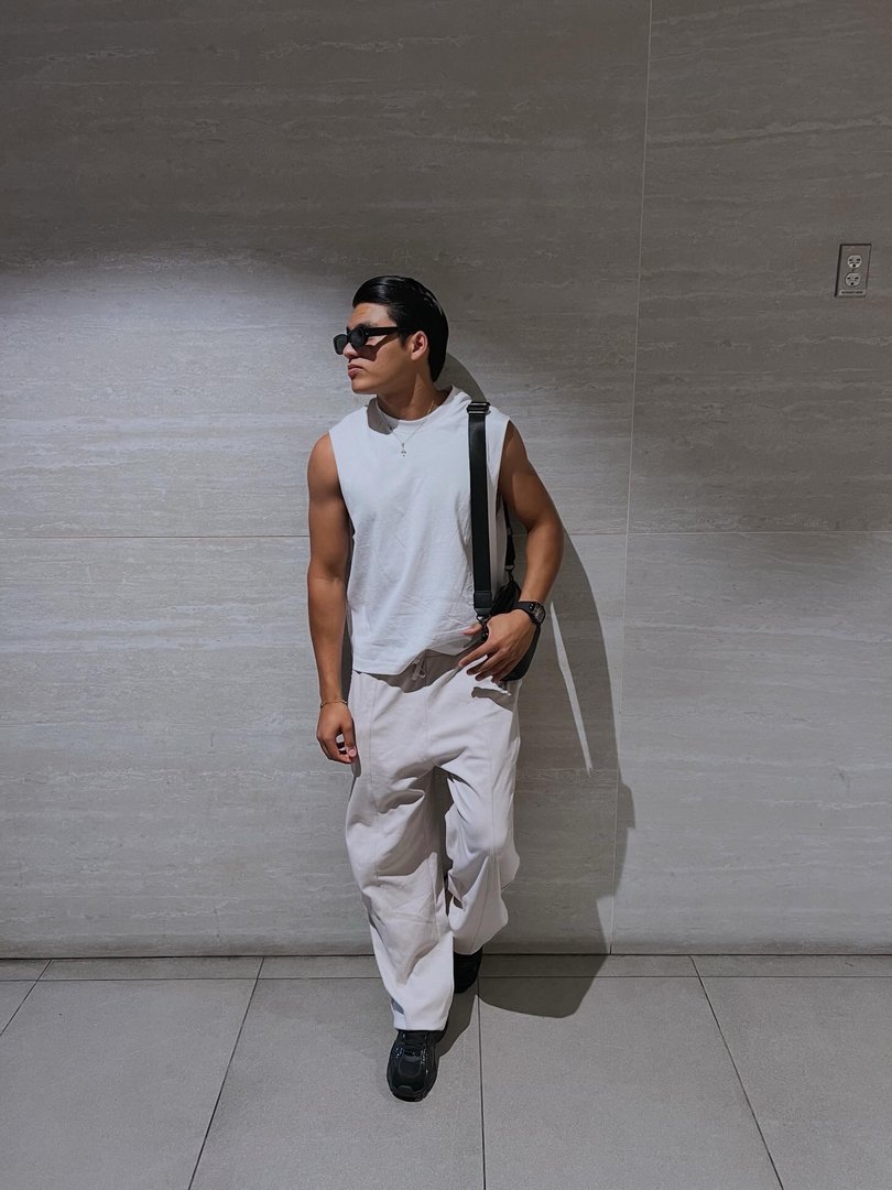 Publicación de Kevin Rafael De León Gongora en HolliModels