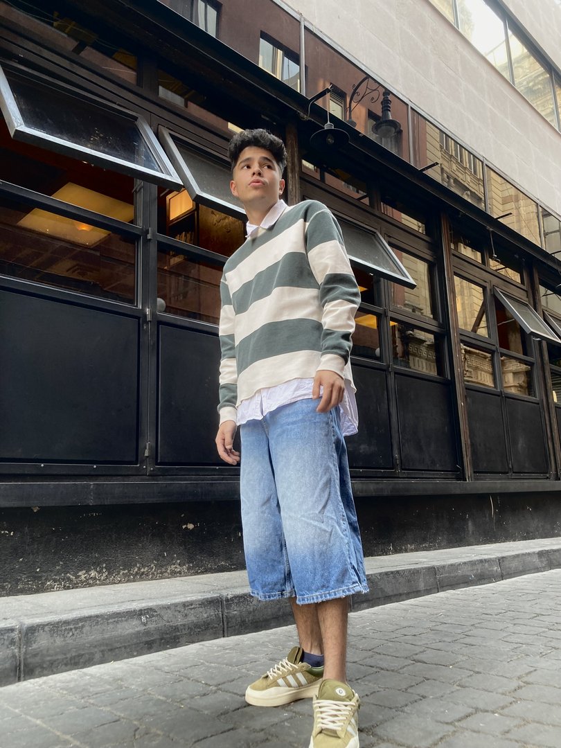 Publicación de Alberto Aguilar en HolliModels