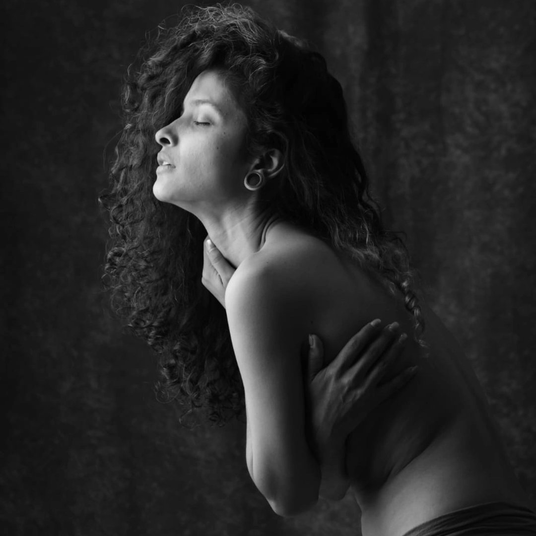 Publicación de Yesliany Mondragon García en HolliModels