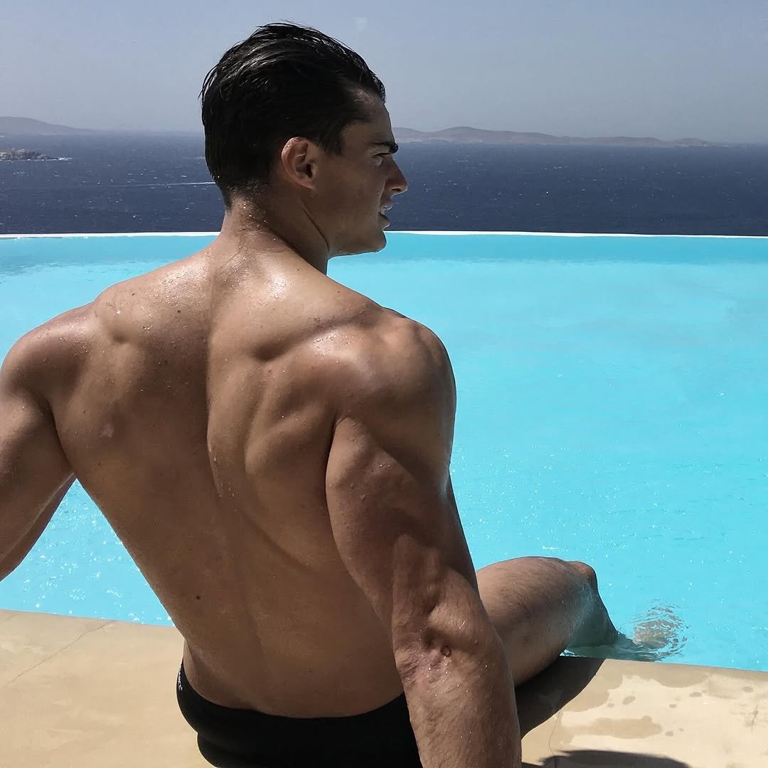 Publicación de Pieto Boselli en HolliModels