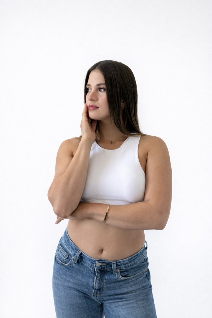 Publicación de Yoerlin Velasquez en HolliModels