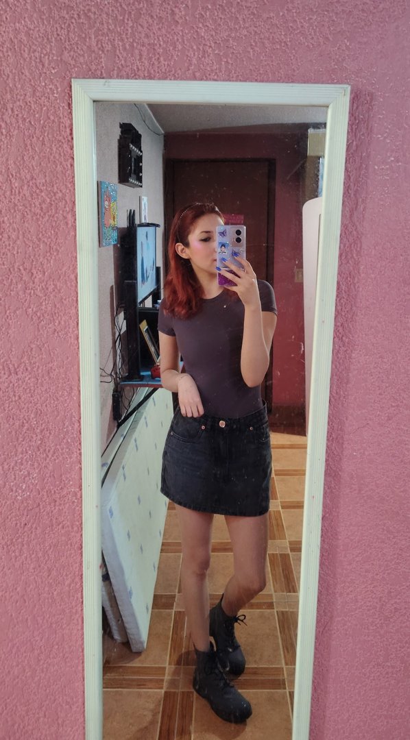 Publicación de Lili en HolliModels