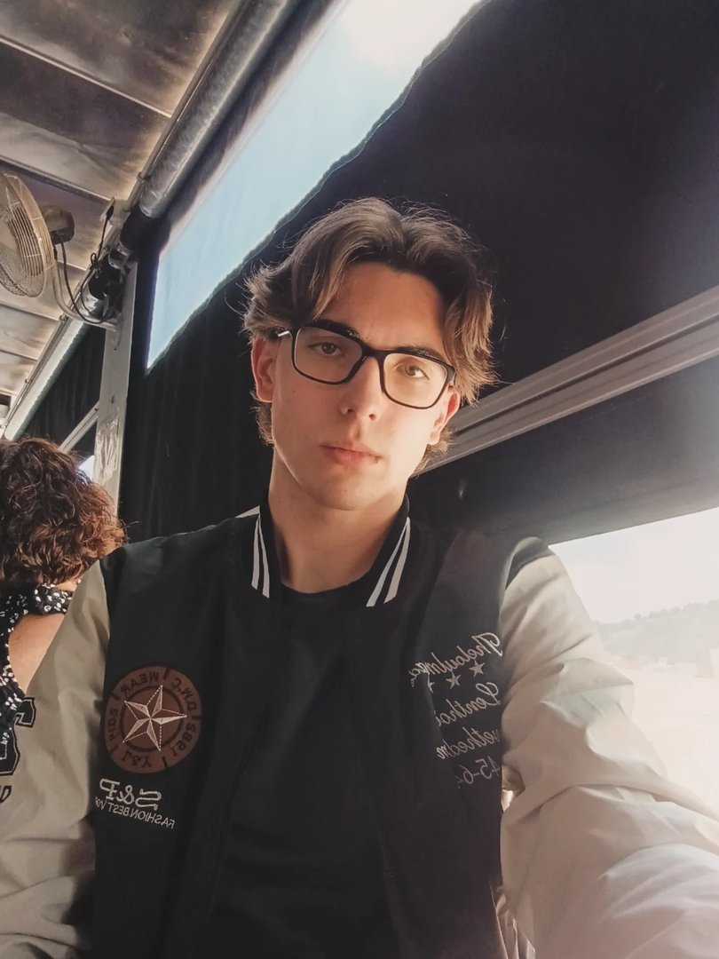 Publicación de Juanjo Navarro Boluda en HolliModels
