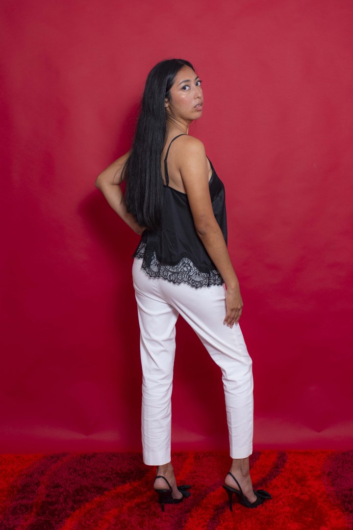 Publicación de Abi Luna en HolliModels