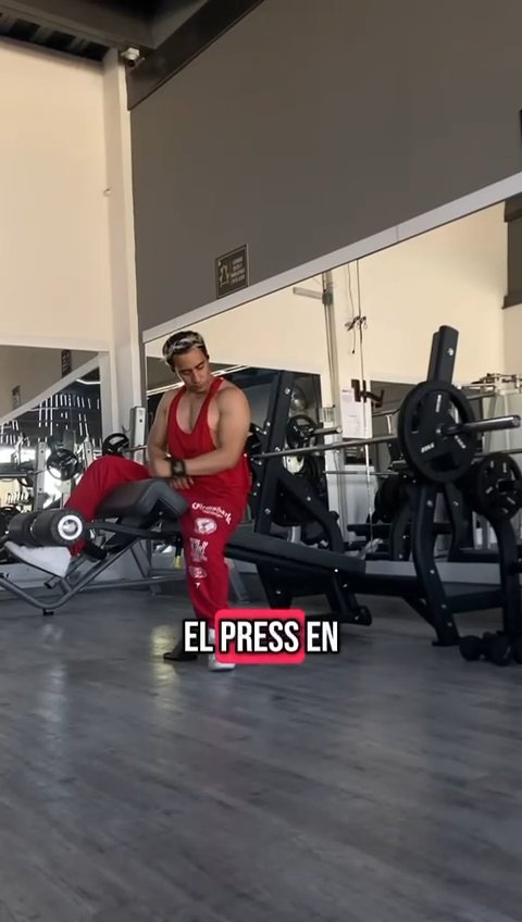 Publicación de Ángel  Hernández en HolliModels
