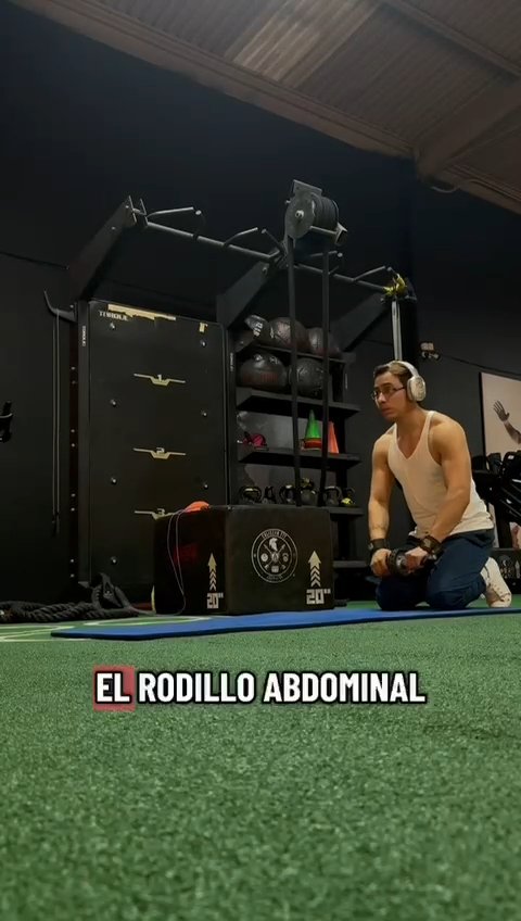 Publicación de Ángel  Hernández en HolliModels