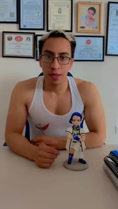 Publicación de Ángel  Hernández en HolliModels