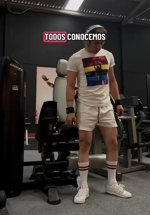 Publicación de Ángel  Hernández en HolliModels