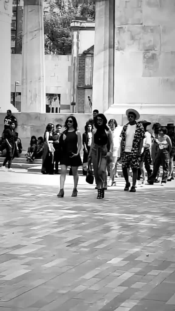 Publicación de Heidi Castro en HolliModels