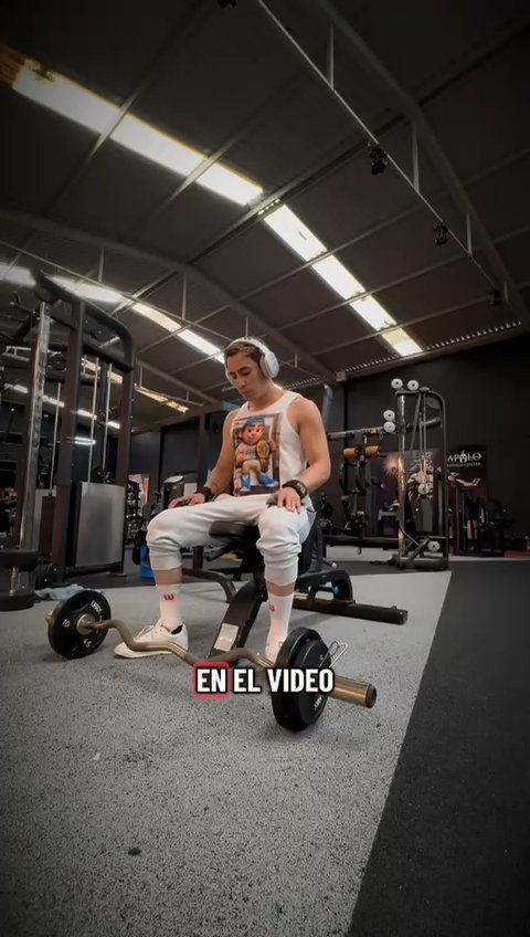 Publicación de Ángel  Hernández en HolliModels