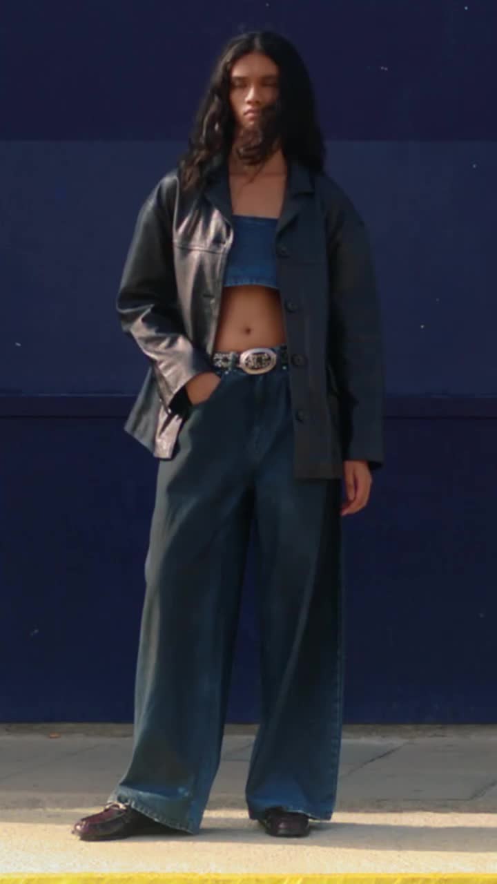 Publicación de Pull&Bear en HolliModels
