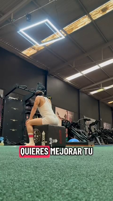Publicación de Ángel  Hernández en HolliModels