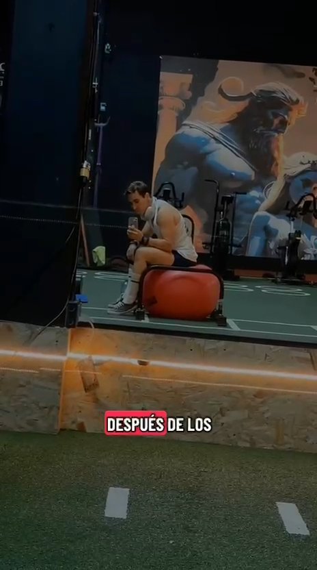 Publicación de Ángel  Hernández en HolliModels