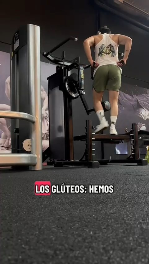 Publicación de Ángel  Hernández en HolliModels