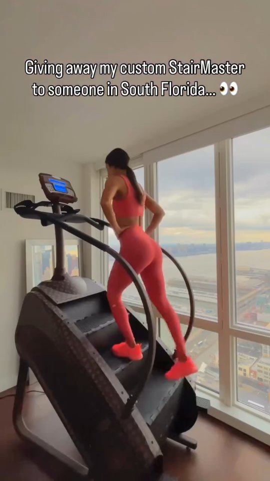 Publicación de Jen Selter en HolliModels