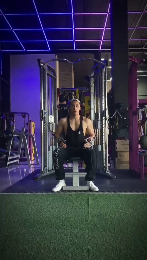 Publicación de Ángel  Hernández en HolliModels