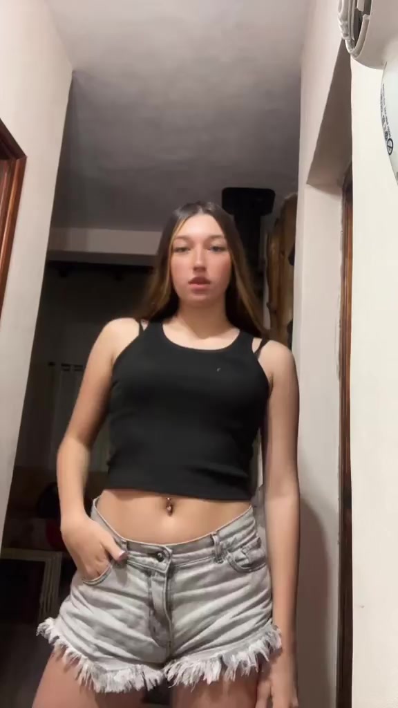 Publicación de Ana Pepellin en HolliModels