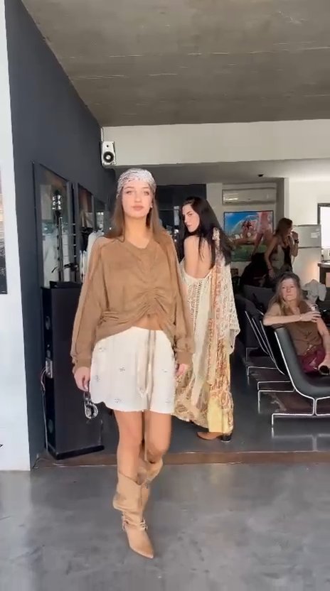 Publicación de Olivia en HolliModels