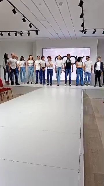 Publicación de Dionys Alejandro en HolliModels