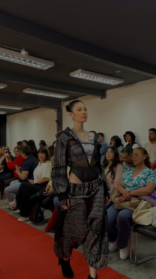 Publicación de Adriana Lucía Rojas Palma en HolliModels