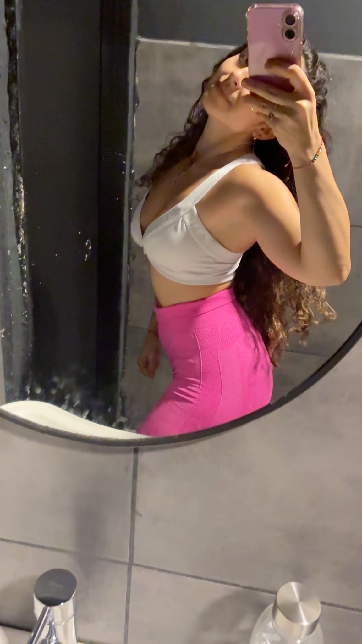 Publicación de María Belén Acosta en HolliModels
