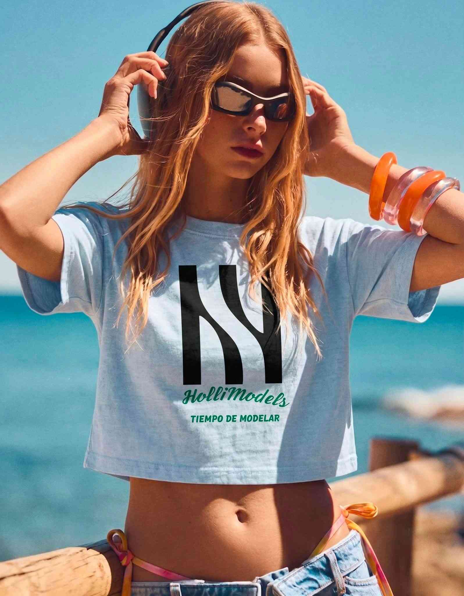 Top Crop HolliModels 1