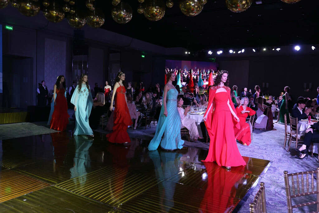 Raíces del Corazón Laurencio Adot pasarela Fundación Paolini