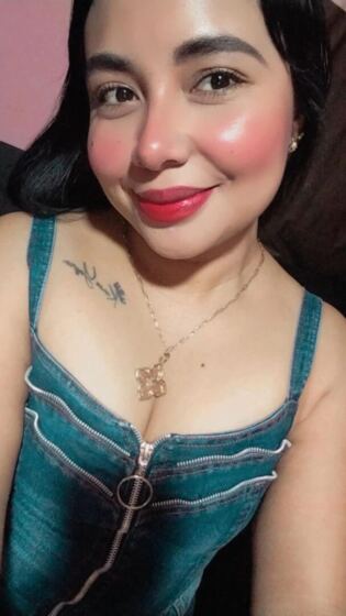 YAZMIN FLORES MORENO